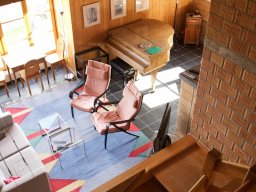 erker-wohnzimmer-treppe